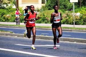 10 Best Marathon Shoes for Women 2021 [Full & Half Marathon]